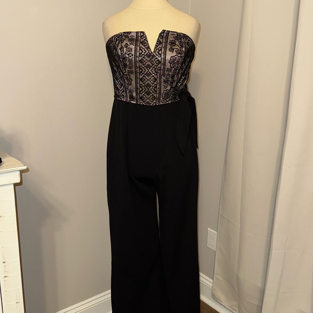 NWT BLACK STRAPLESS JUMPSUIT